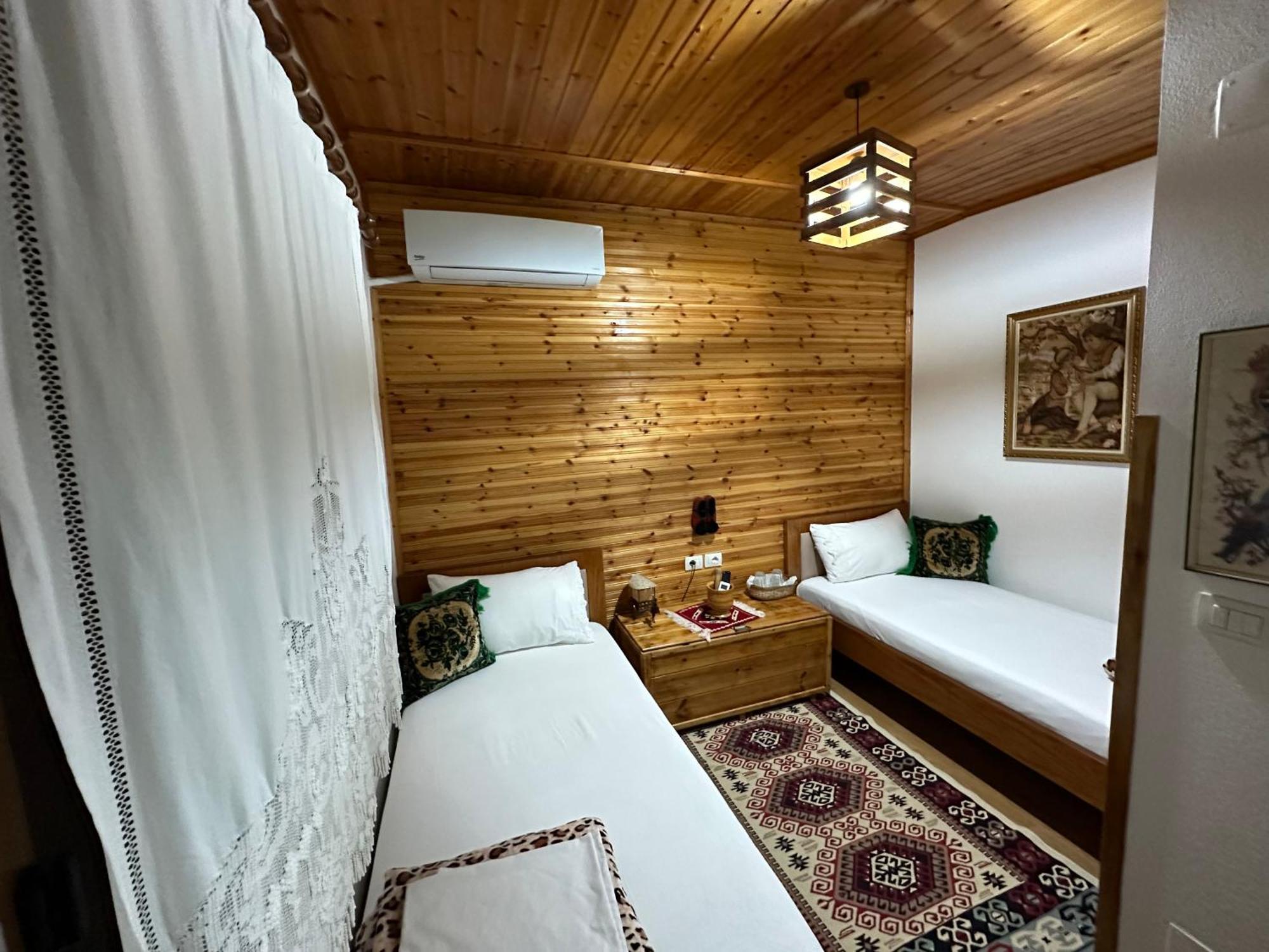 Ahmetaj Guest House Gjirokastër Exterior foto