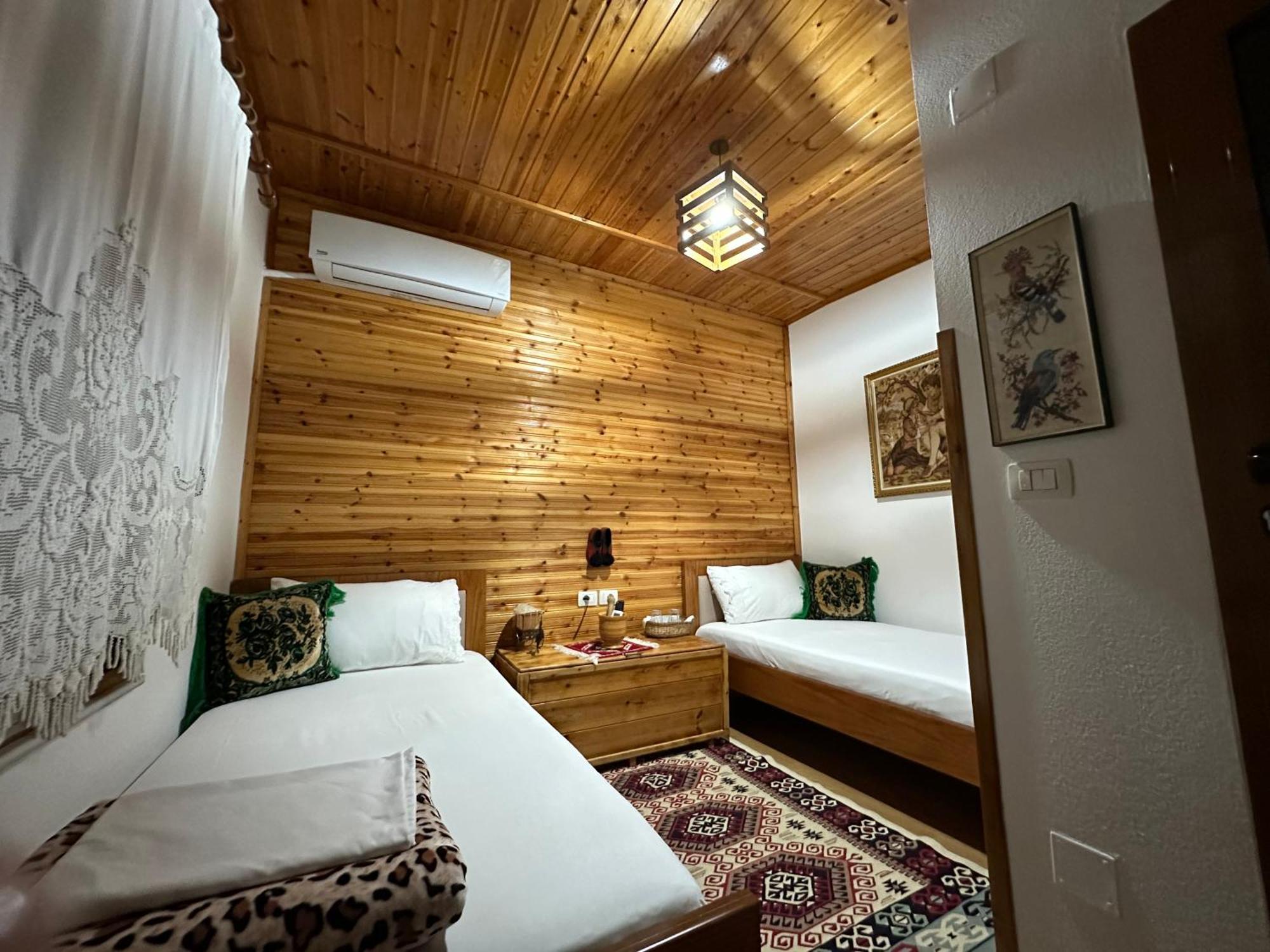 Ahmetaj Guest House Gjirokastër Exterior foto